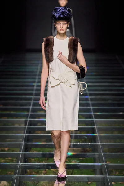 Look 42